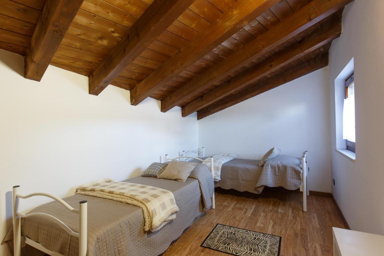 Blu Bed Apartment Кастелнуово дел Гарда Екстериор снимка